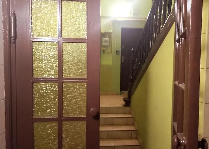 Old Town Lubicz Street L2a